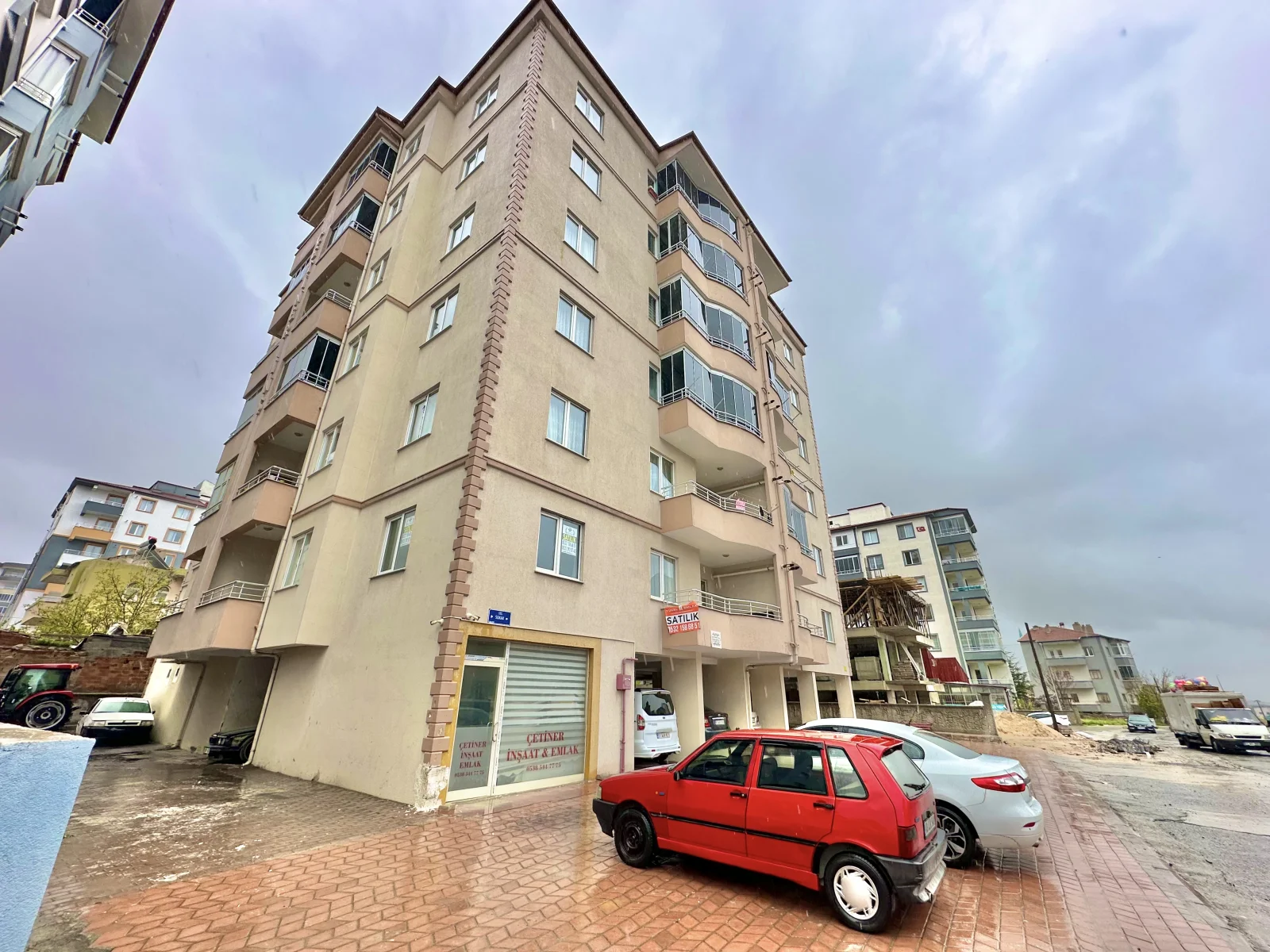 İLHANLI MH. SATILIK ANAYOL ÜZERİ 3+1 DAİRE